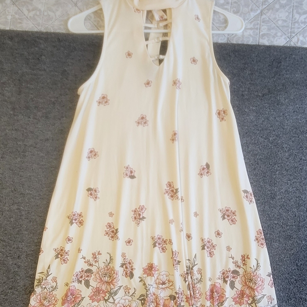 Womens Sleeveless Floral Dress